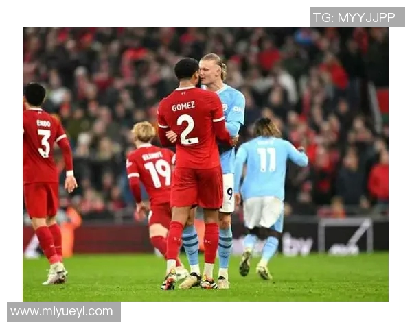 哈德斯联队迎战阿森纳展现英超激情对决的精彩瞬间