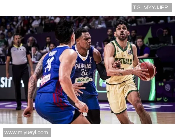 澳大利亚男篮对决意大利男篮精彩赛事回顾与分析